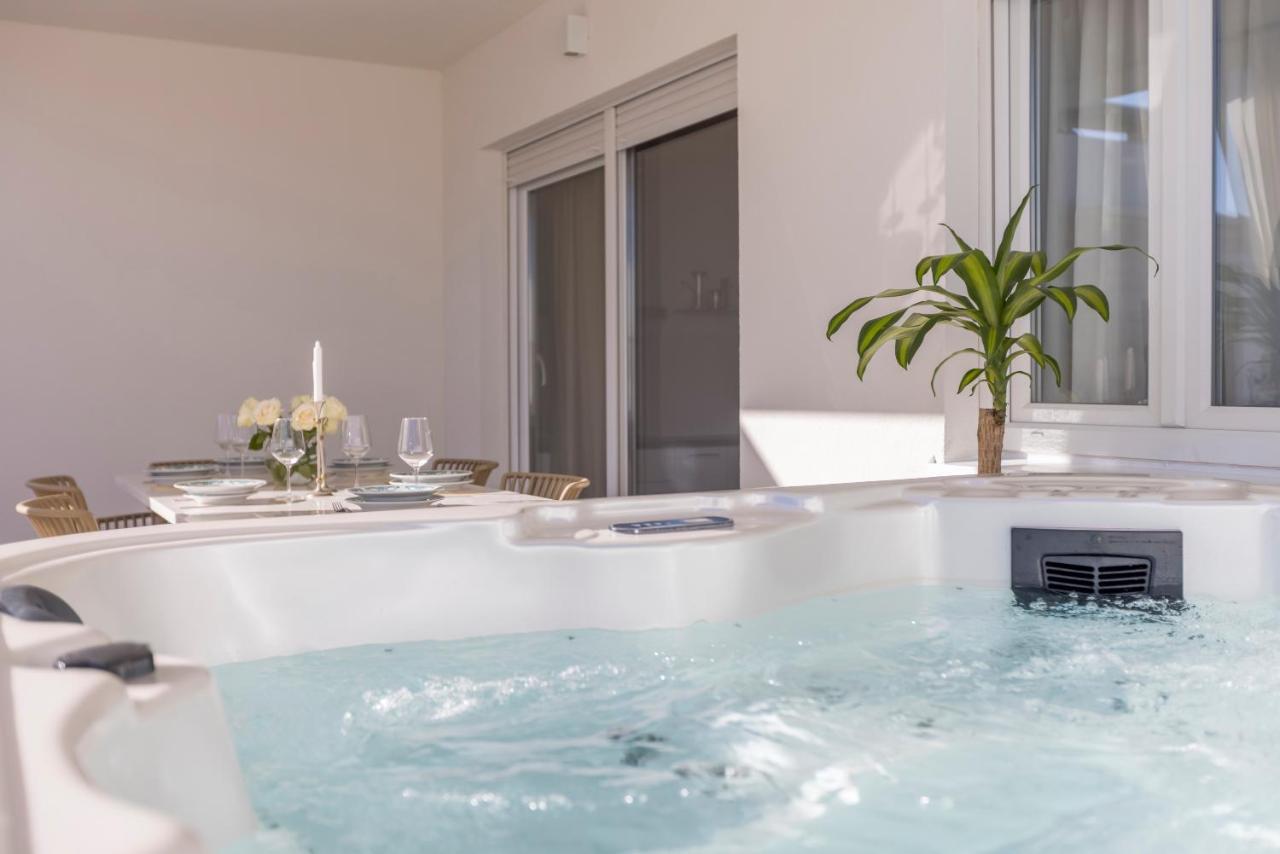 Luxury Rooftop Apartment Zalato Split Exterior photo