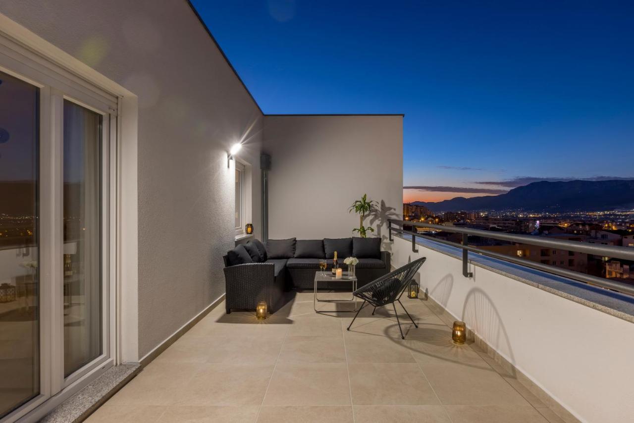 Luxury Rooftop Apartment Zalato Split Exterior photo