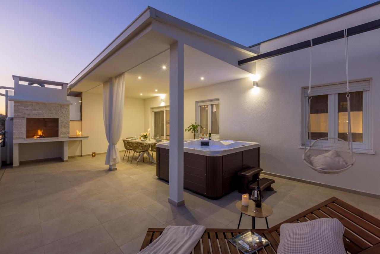 Luxury Rooftop Apartment Zalato Split Exterior photo