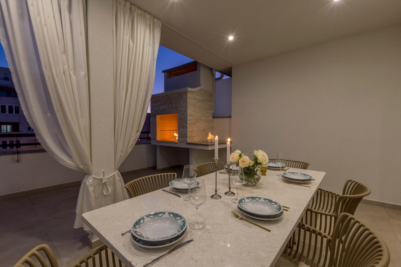Luxury Rooftop Apartment Zalato Split Exterior photo