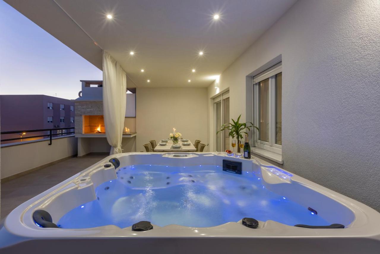 Luxury Rooftop Apartment Zalato Split Exterior photo